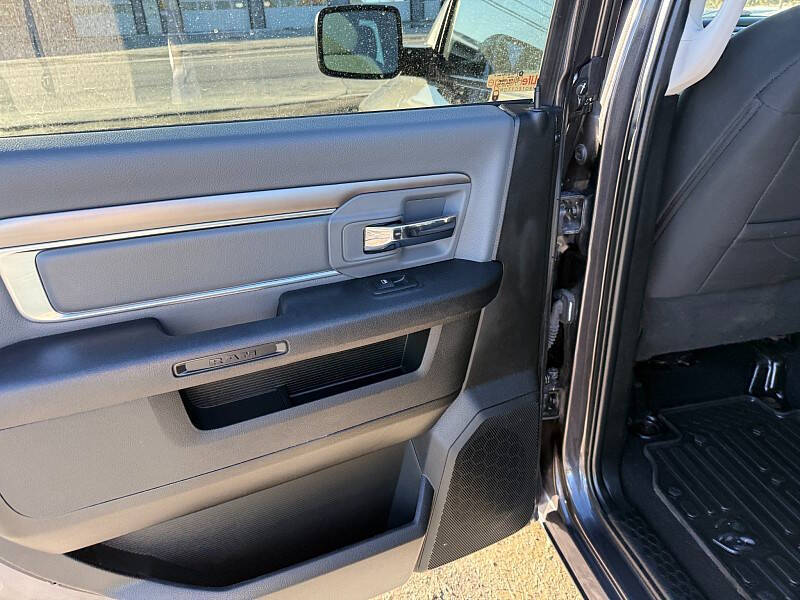 2023 RAM 1500 Classic