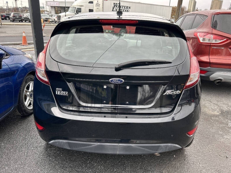 2016 Ford Fiesta SE