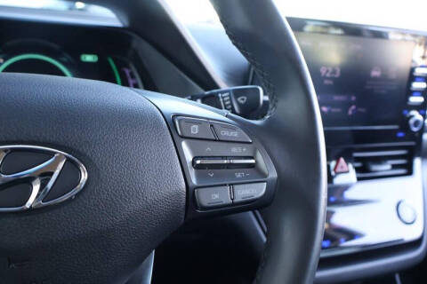 2021 Hyundai Ioniq Hybrid SE