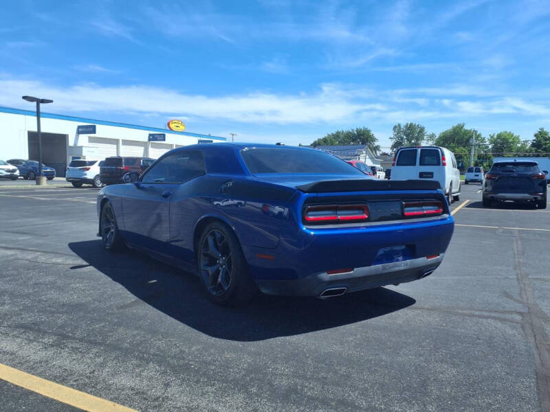 2020 Dodge Challenger SXT