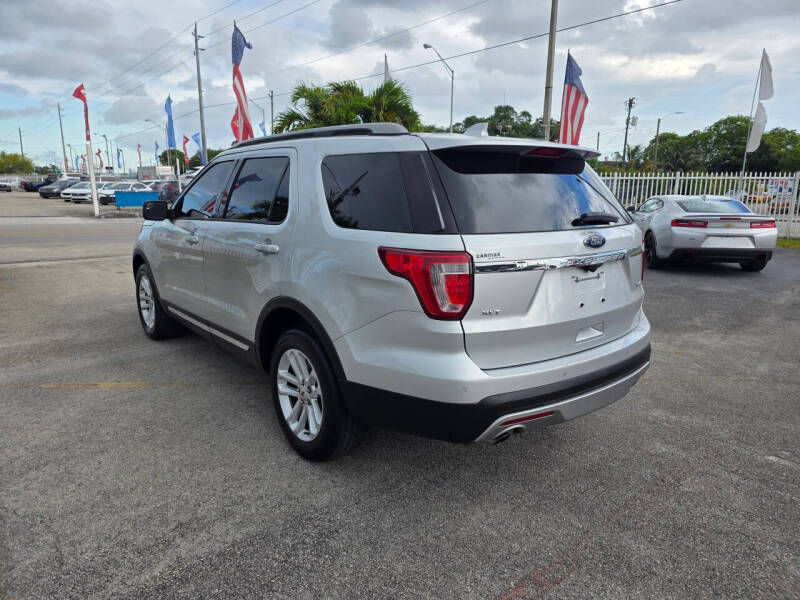 2016 Ford Explorer XLT