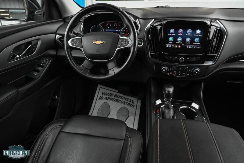 2021 Chevrolet Traverse LT Leather