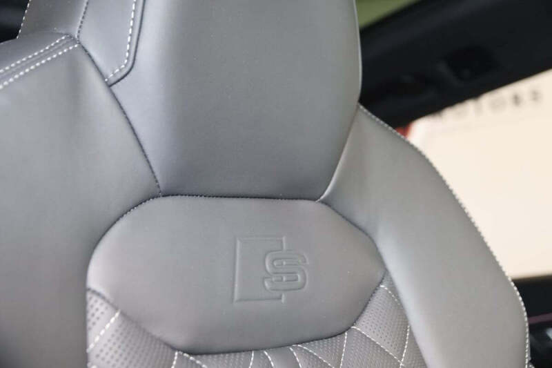 2024 Audi SQ8 4.0T quattro Premium Plus