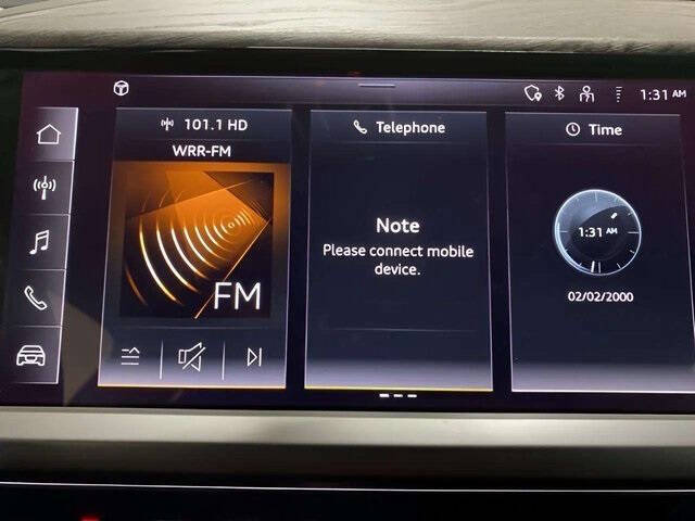 2024 Audi Q4 e-tron quattro Premium 55