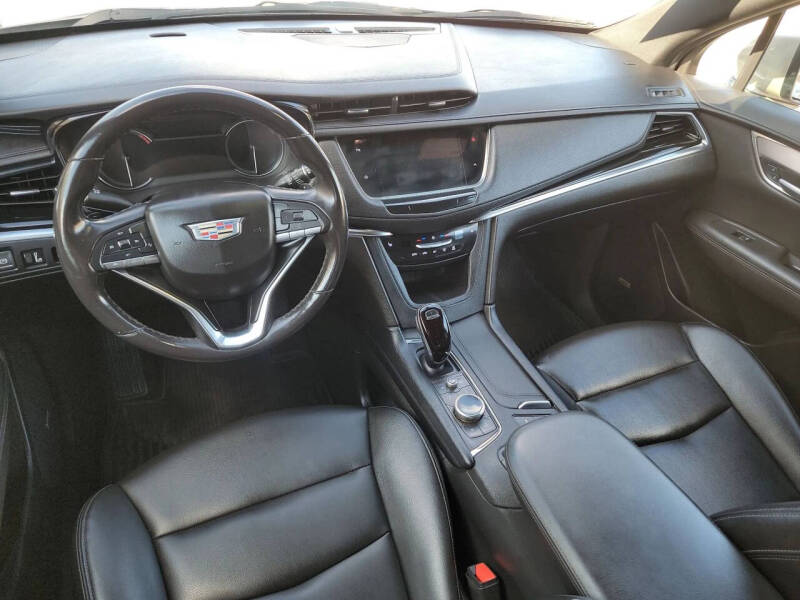 2022 Cadillac XT6 Luxury