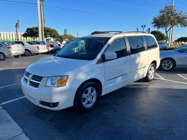 2010 Dodge Grand Caravan  - $5,950