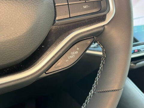 2023 Jeep Wagoneer