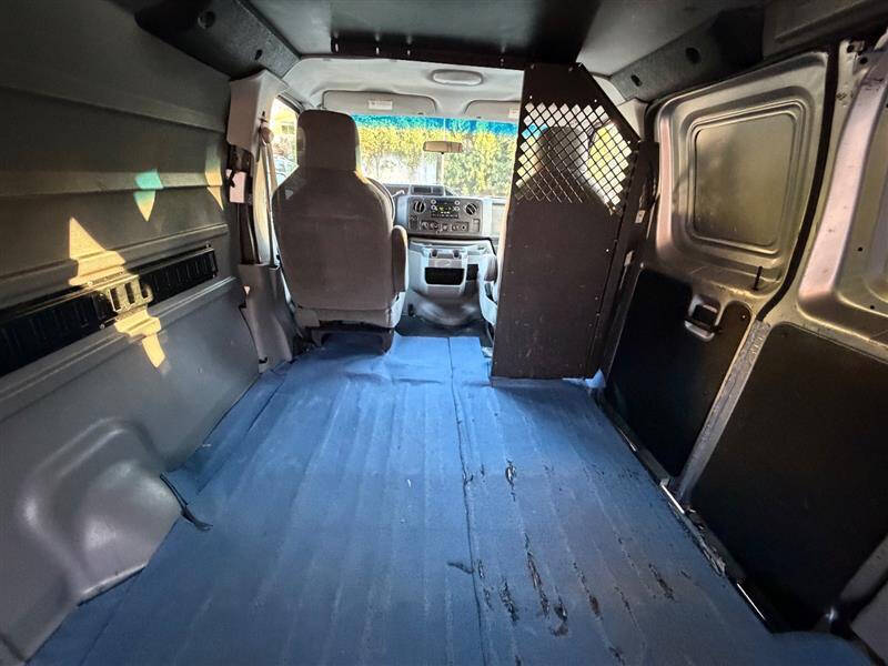 2009 Ford E-Series E-250