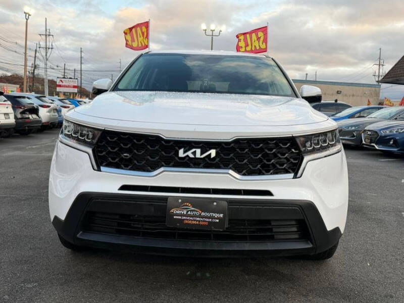 2022 Kia Sorento LX