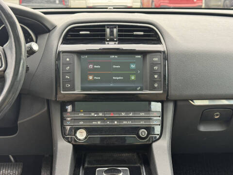 2017 Jaguar F-PACE 35t Premium