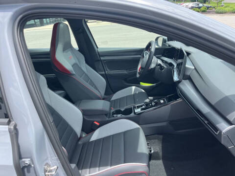 2026 Volkswagen Golf GTI SE