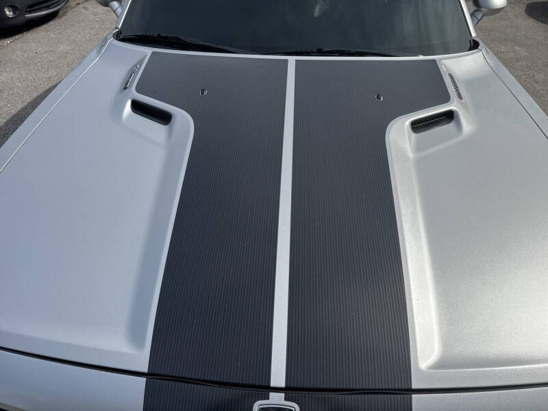 2009 Dodge Challenger SRT8