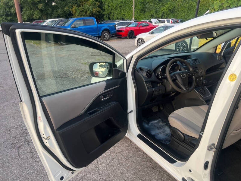 2015 Mazda MAZDA5 Sport