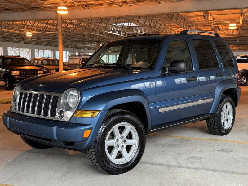 2006 Jeep Liberty for sale at AUTOLEGENDS in Akron OH