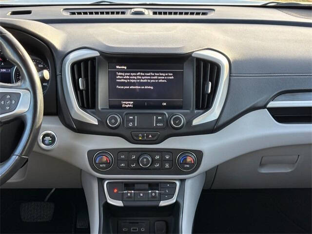 2022 GMC Terrain SLT