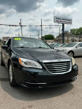 2013 Chrysler 200 for sale at Valley Auto Finance in Warren OH