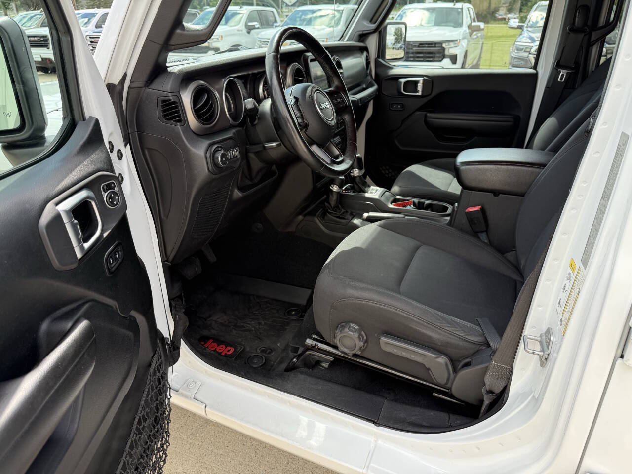 2018 Jeep Wrangler Unlimited Sport photo 5