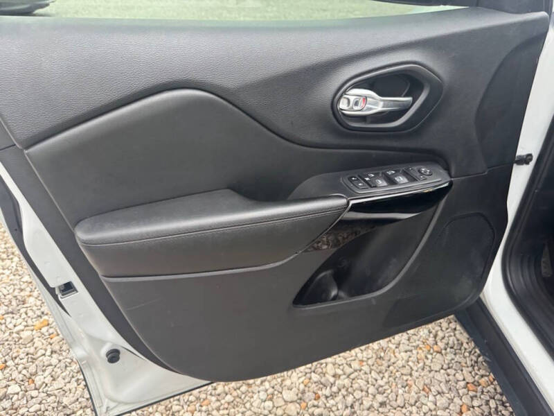 2021 Jeep Cherokee Latitude Plus