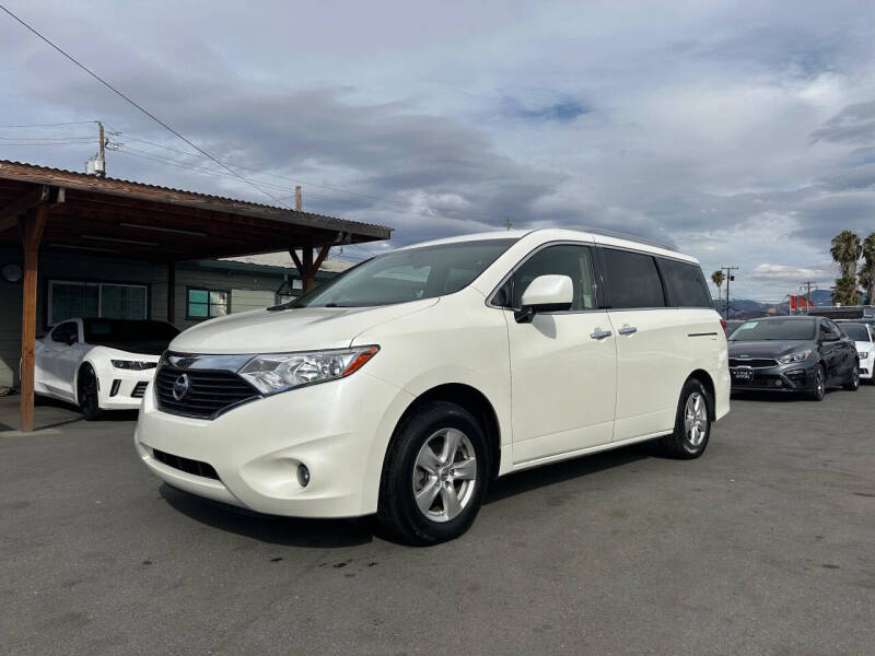 2017 Nissan Quest SV