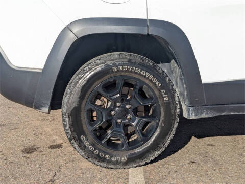 2022 Jeep Cherokee X