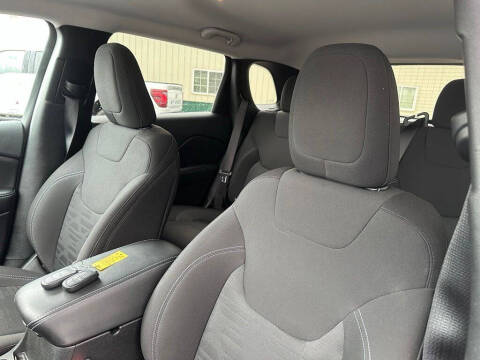 2019 Jeep Cherokee Latitude