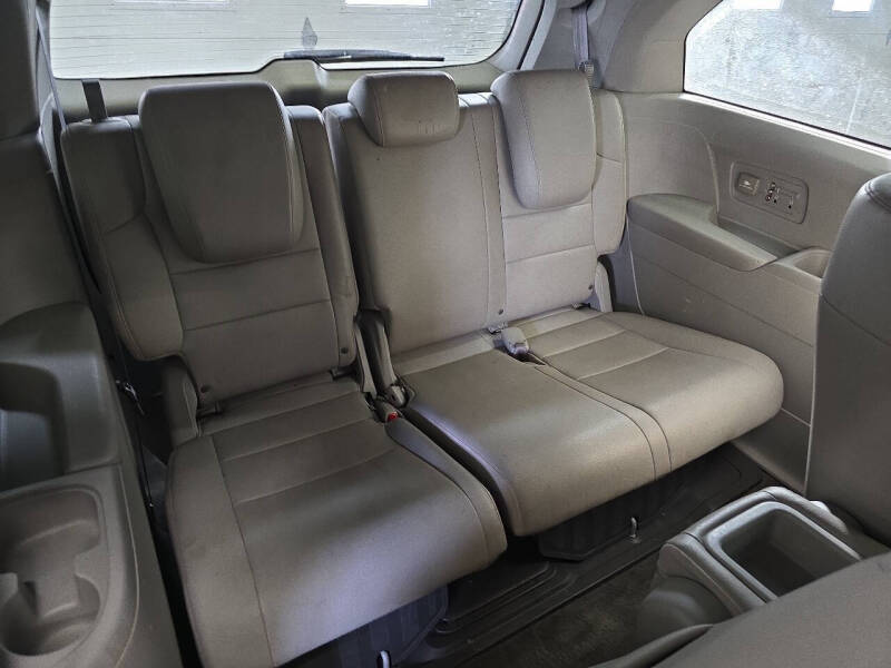 2011 Honda Odyssey EX-L w/DVD