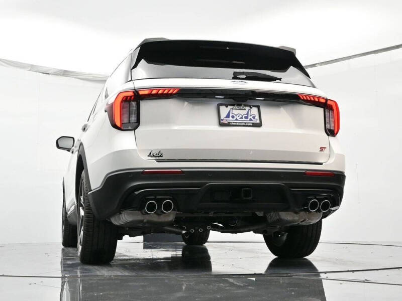 2025 Ford Explorer ST