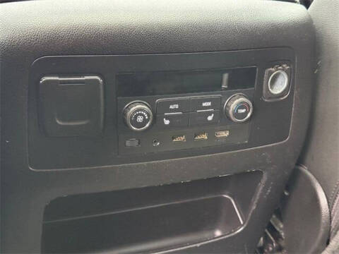 2017 GMC Yukon XL SLT