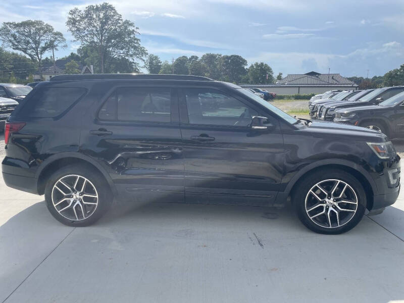 2016 Ford Explorer Sport