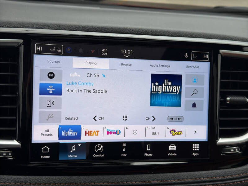 2026 Chrysler Pacifica Pinnacle