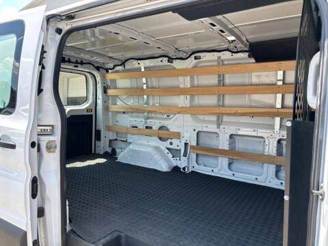 2025 Ford Transit