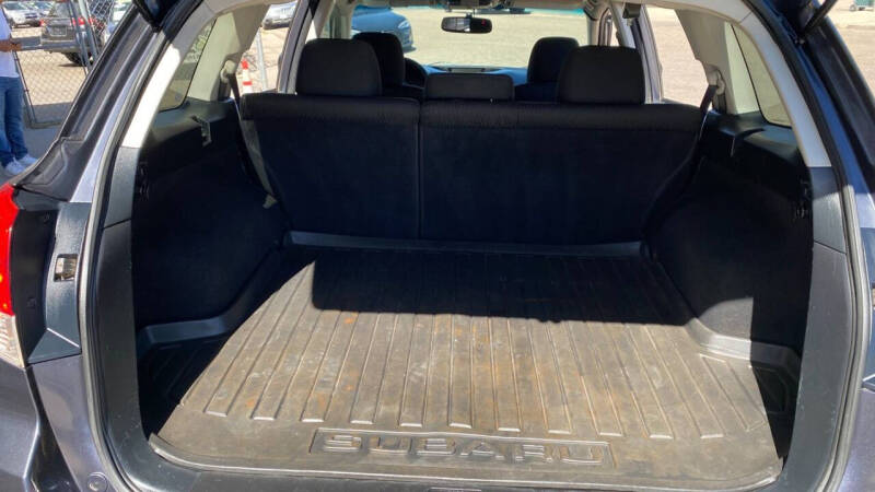 2010 Subaru Outback 2.5i Premium