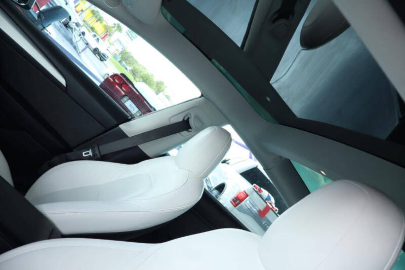 2022 Tesla Model 3 Performance