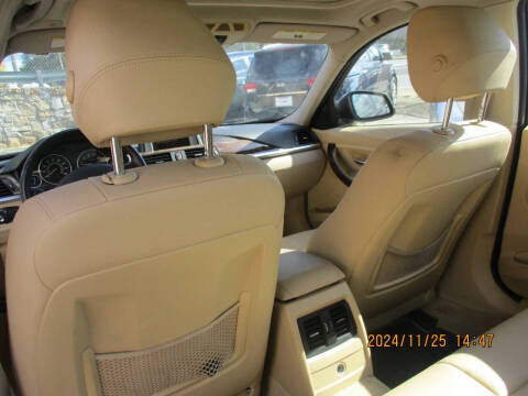 2013 BMW 3 Series 320i xDrive