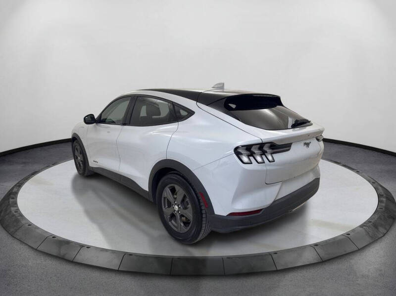 2021 Ford Mustang Mach-E Select