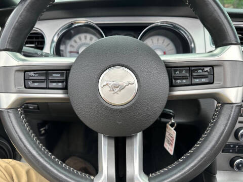 2011 Ford Mustang V6 Premium