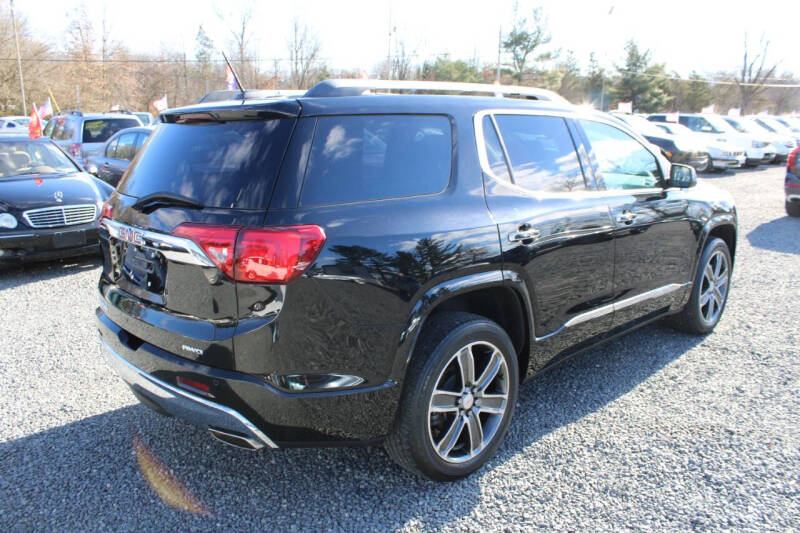 2019 GMC Acadia Denali