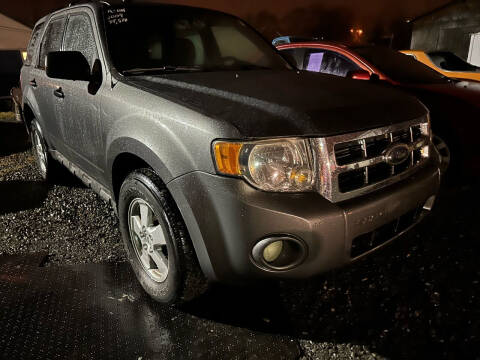 2009 Ford Escape for sale at Rocket Center Auto Sales in Mount Carmel TN
