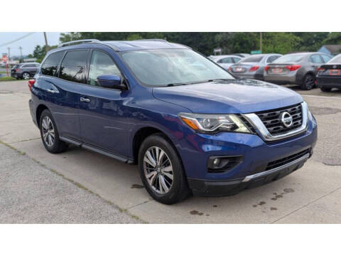 2020 Nissan Pathfinder SV