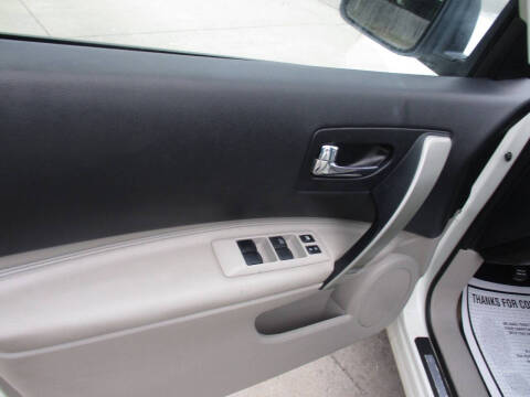 2011 Nissan Rogue SV