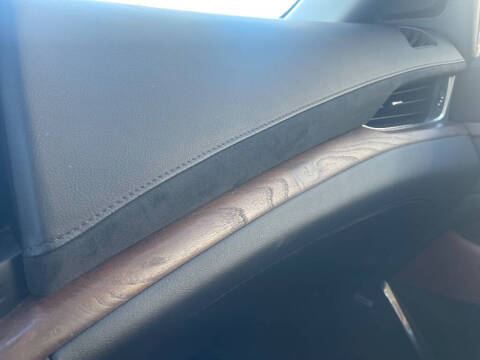 2015 Cadillac Escalade Luxury