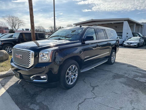2015 GMC Yukon XL for sale at Lakeshore Auto Wholesalers in Amherst OH