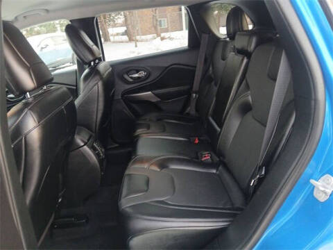 2022 Jeep Cherokee Latitude Lux