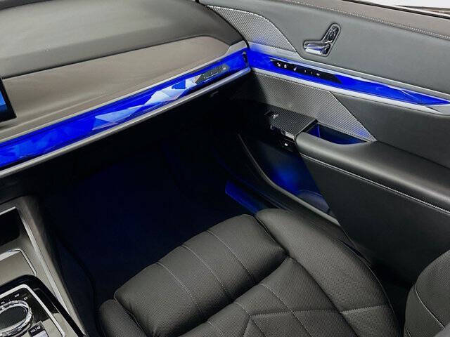 2023 BMW 7 Series 760i xDrive