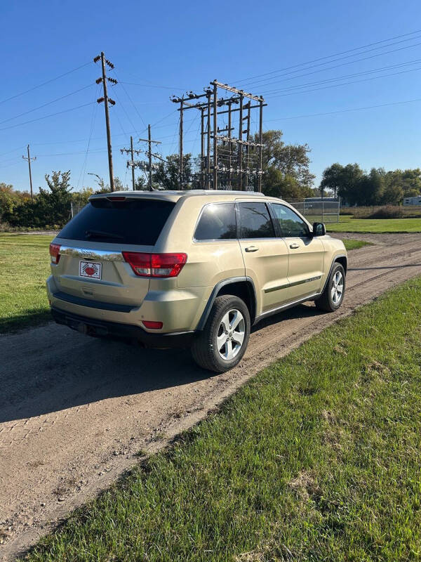 2011 Jeep Grand Cherokee Laredo