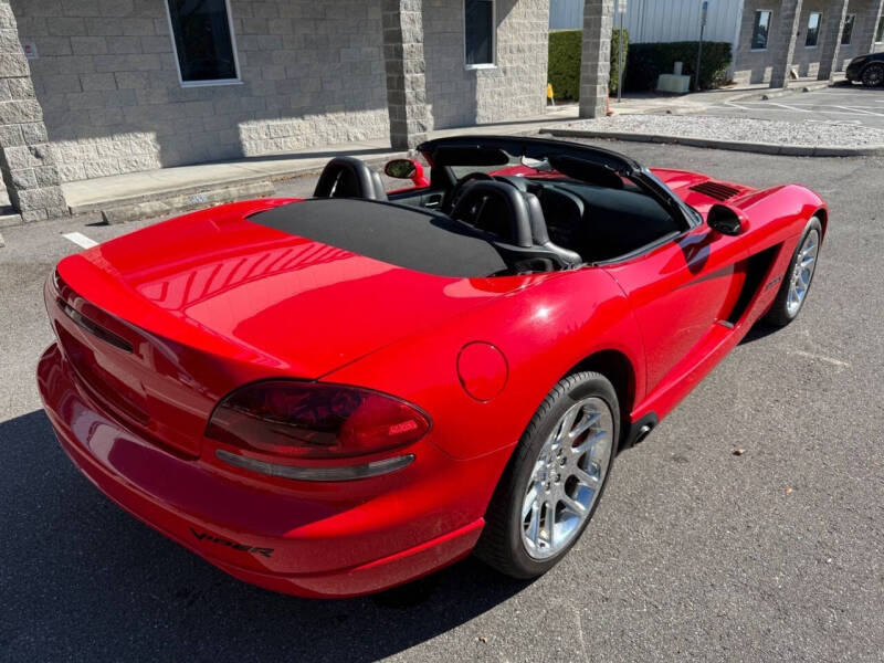 2004 Dodge Viper SRT-10
