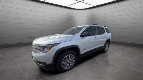 2017 GMC Acadia SLE-2