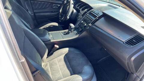 2010 Ford Taurus SHO