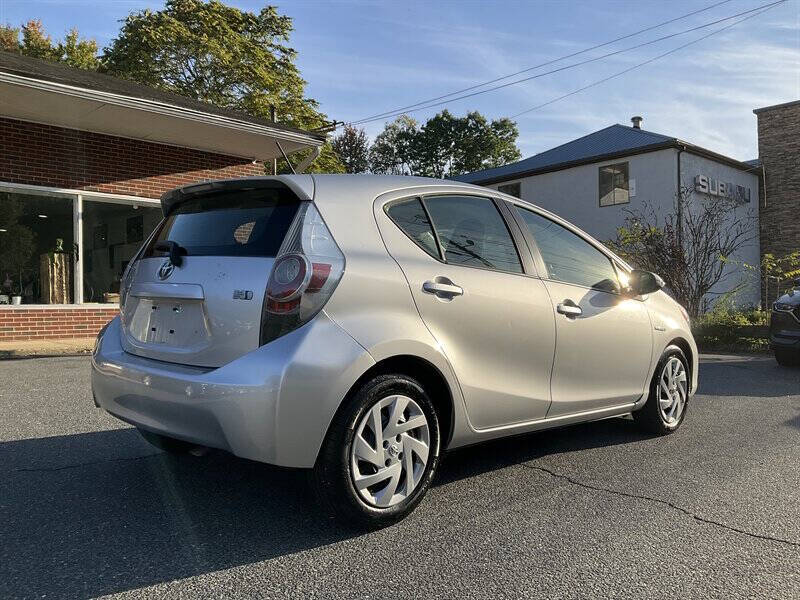 2014 Toyota Prius c Two