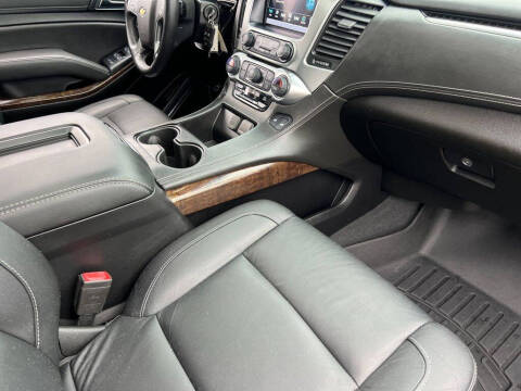 2019 Chevrolet Suburban LT